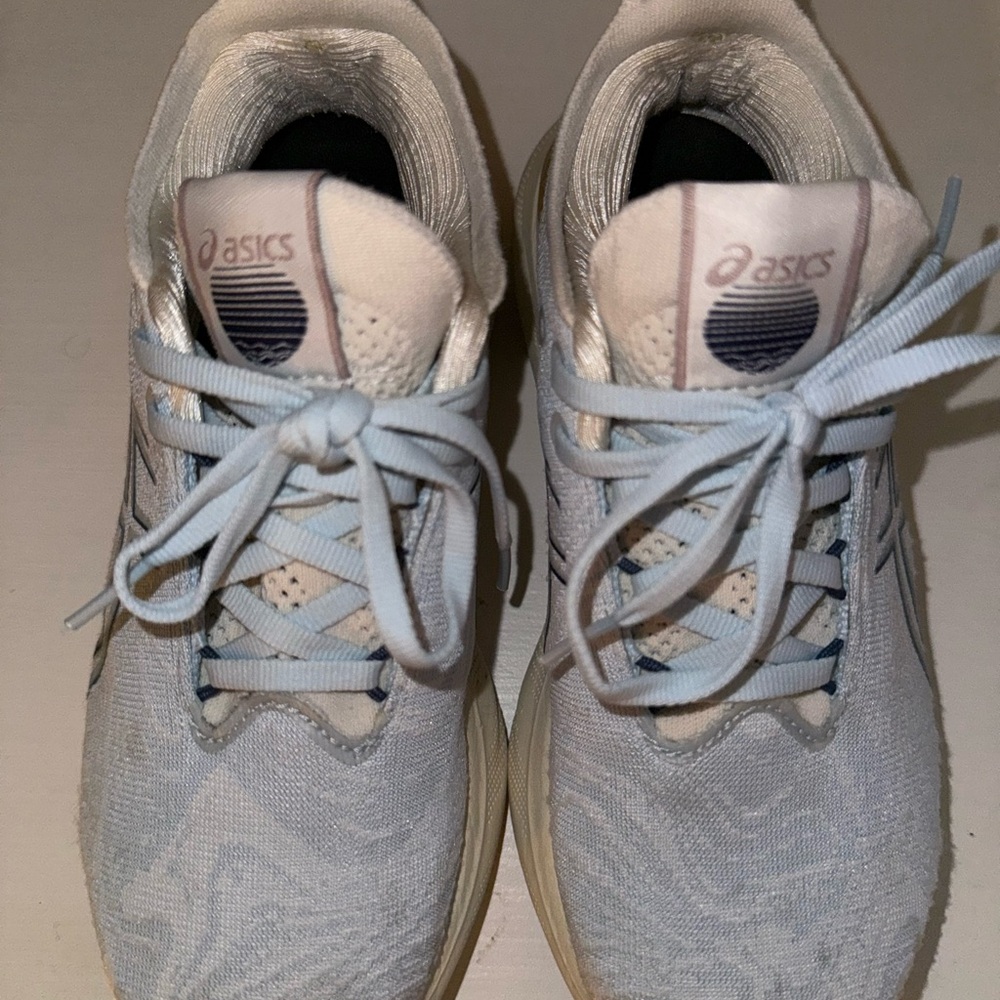 ASICS Light Blue and Cream Sneakers - Picture 4 of 6